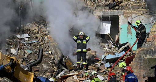 Ataque ruso a gran escala sobre Kiev deja ocho muertos y daña sede de la UE
