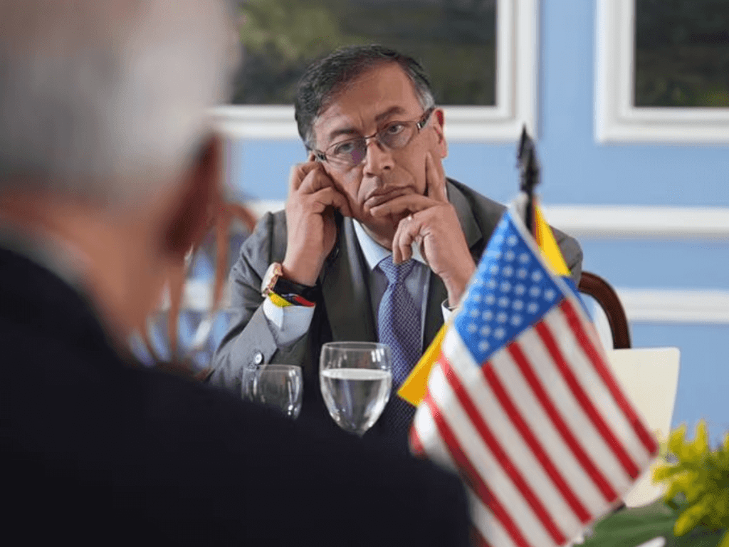 Propuesta en EE. UU. para reducir la ayuda a Colombia refleja creciente tensión bilateral