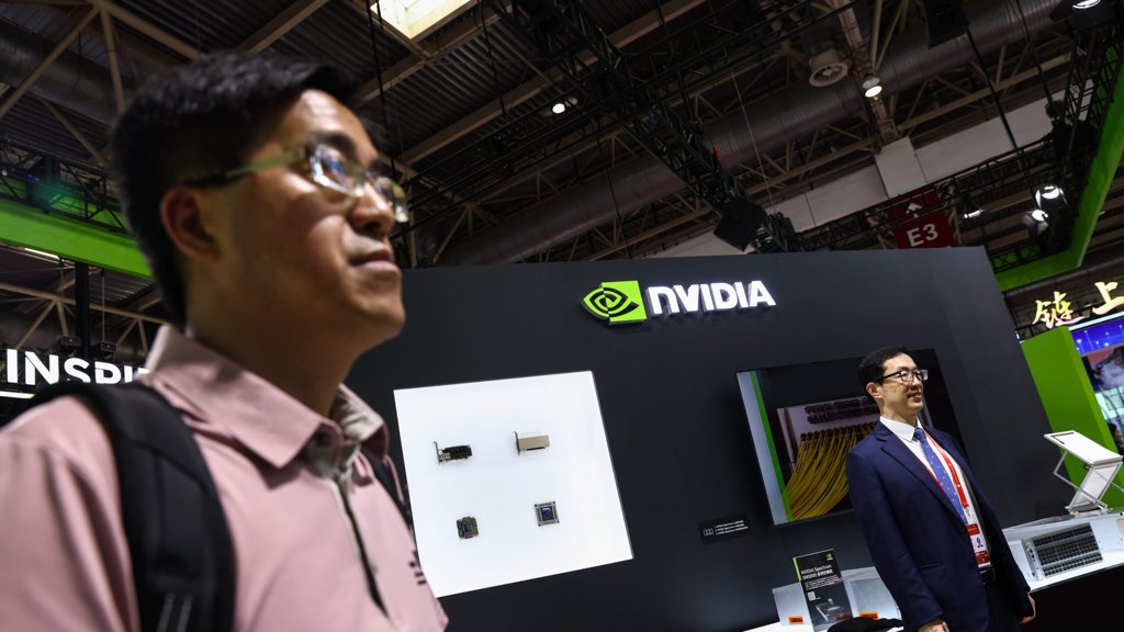 Nvidia y AMD pagarán a EE.
UU. el 15% de sus ventas de chips a China