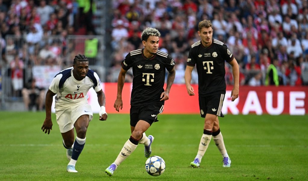 Luis Díaz se une al Bayern Múnich en un traspaso histórico para el fútbol colombiano